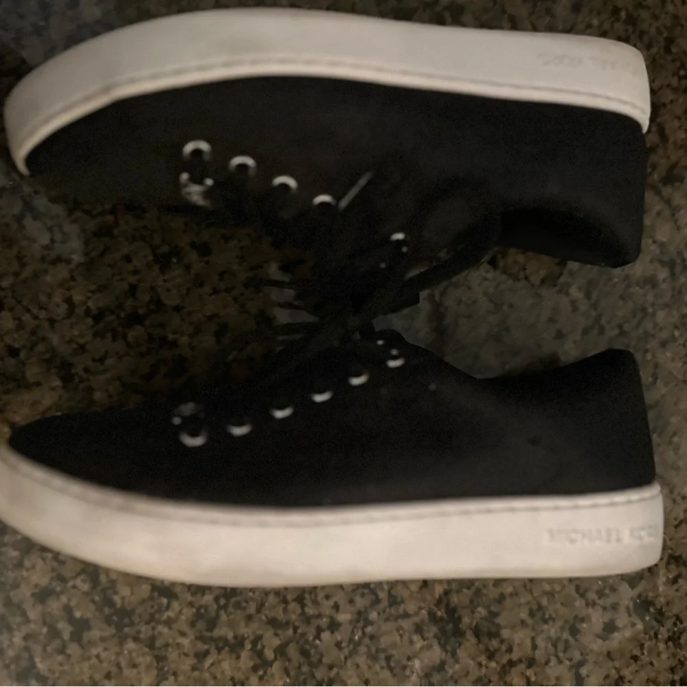 Michael Kors Black Slip-On Shoes 8.5 - Picture 2 of 7